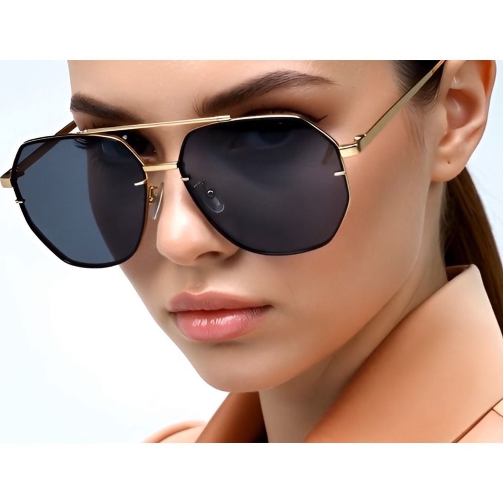 Sunglasses Flat‎ Top Fashion Forward Gold UV400 Protection Dark Black Lens Women